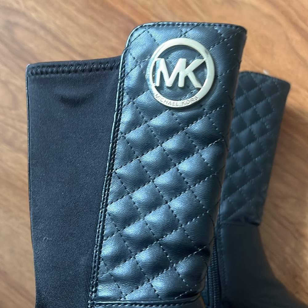 Michael Kors Orchid Black Girls Toddler Boot new no tags - Picture 3 of 6